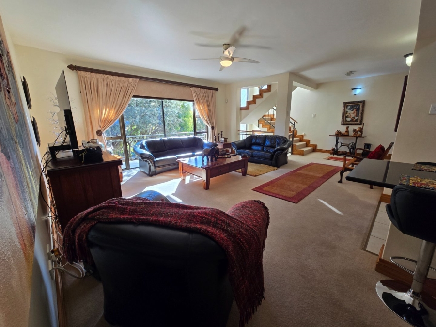 3 Bedroom Property for Sale in Kiepersol Free State
